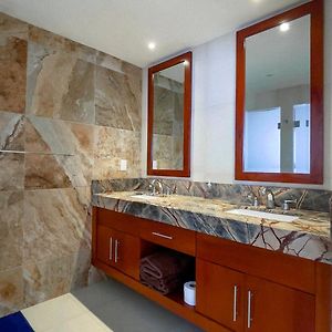 Habitación Superior con 2 Camas Individuales
